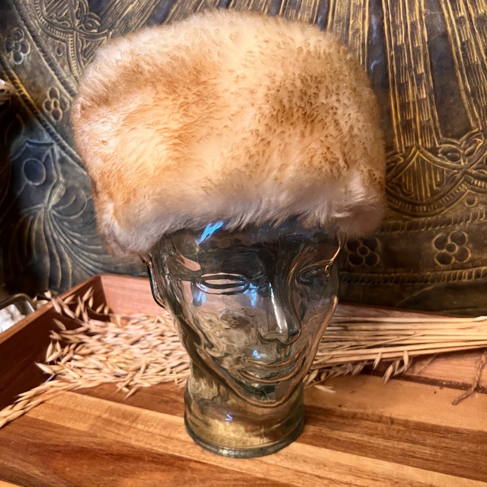 Vintage 1960s Midmod Halper Brothers Exclusive Handmade Italian Lambs Wool Hat